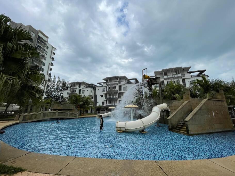 Kuantan Getaway Waterpark And Beach Buitenkant foto